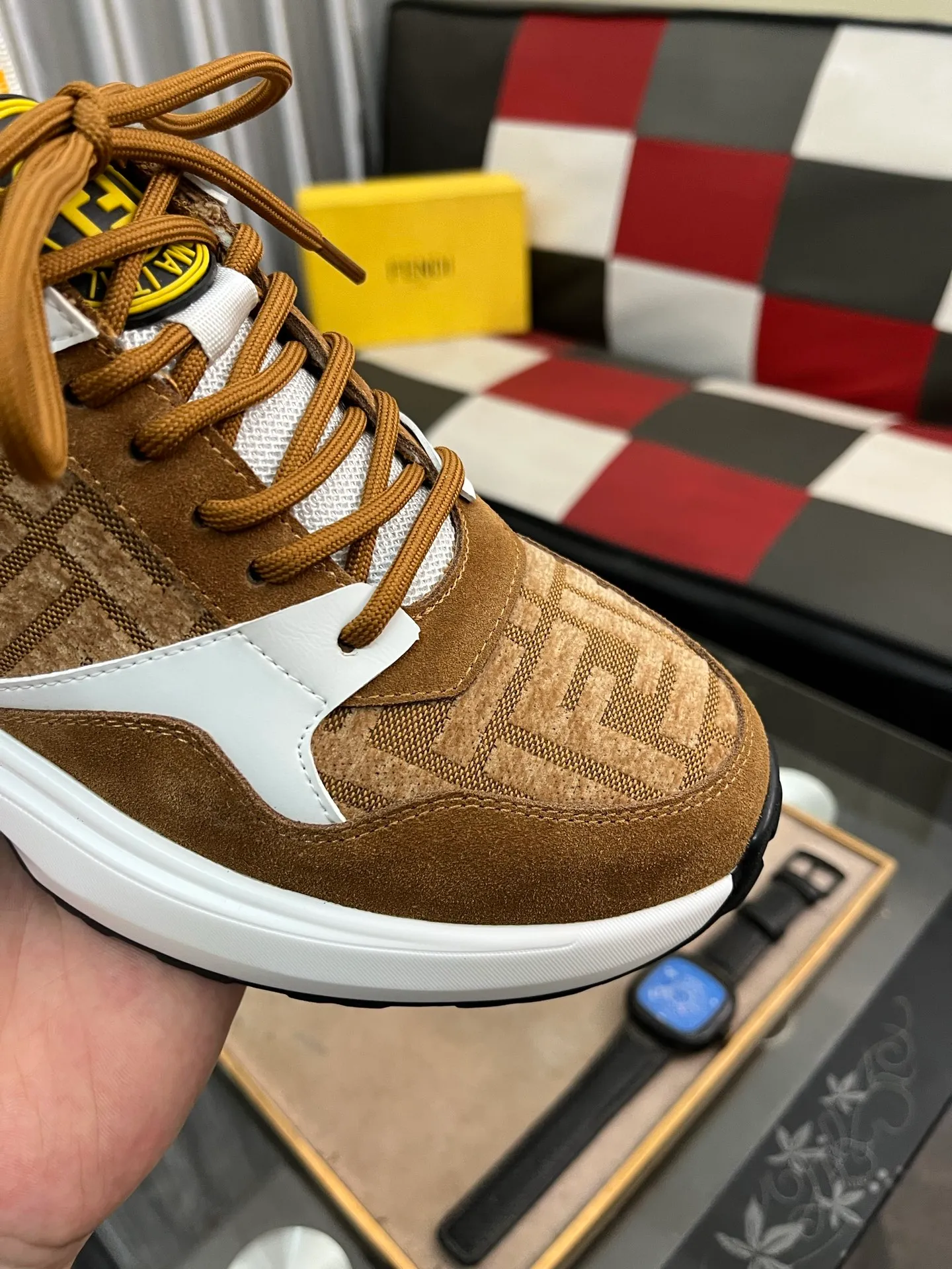 Men's shoes 💰458⌚️⌚️FENDI "FENDI" Regular size: 38-44 (casual shoes) Product materials: Selected cowhide upper, soft sheepskin lining; original outsole. 6️⃣colors available